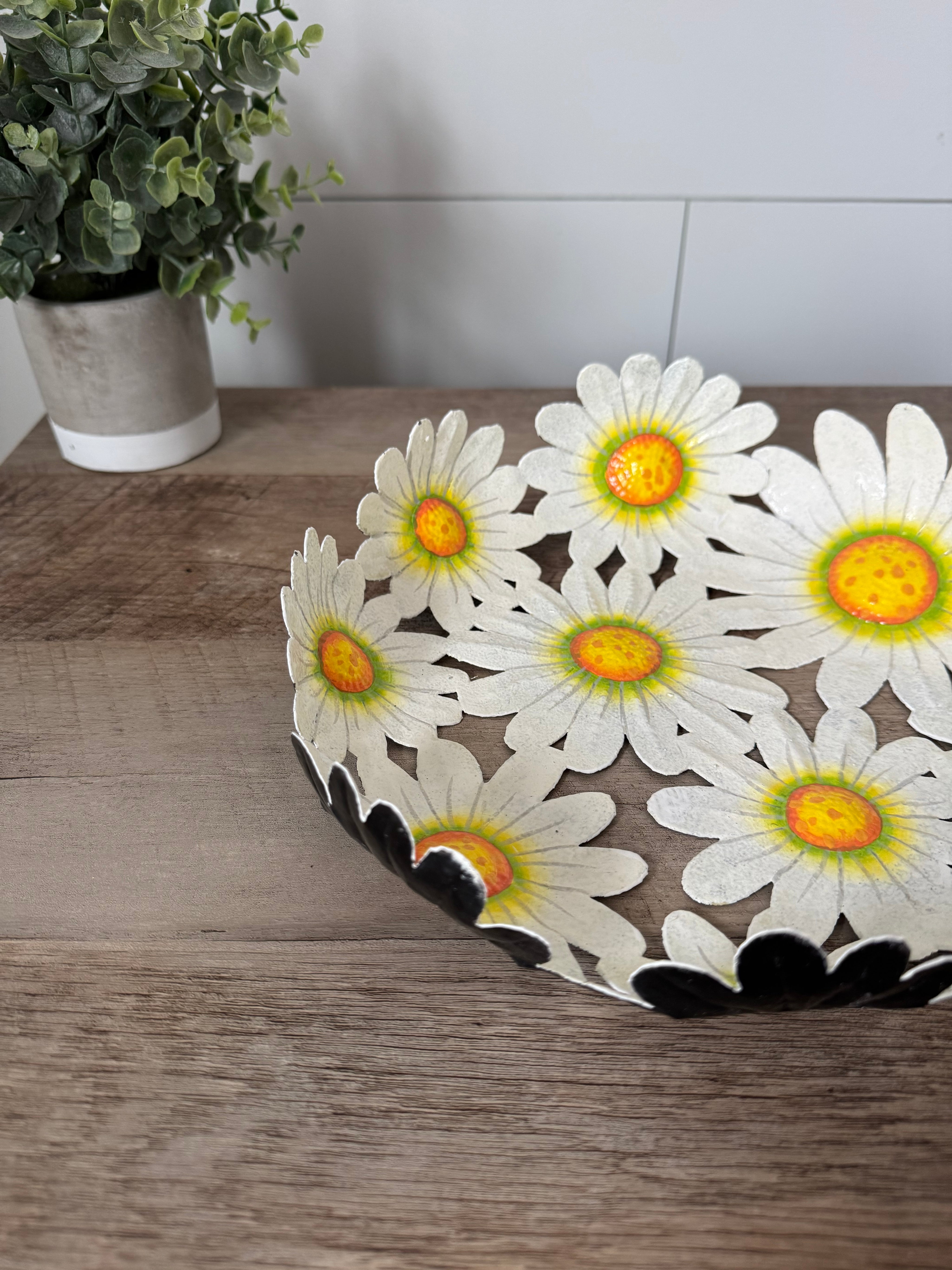 Metal Daisy Bowl