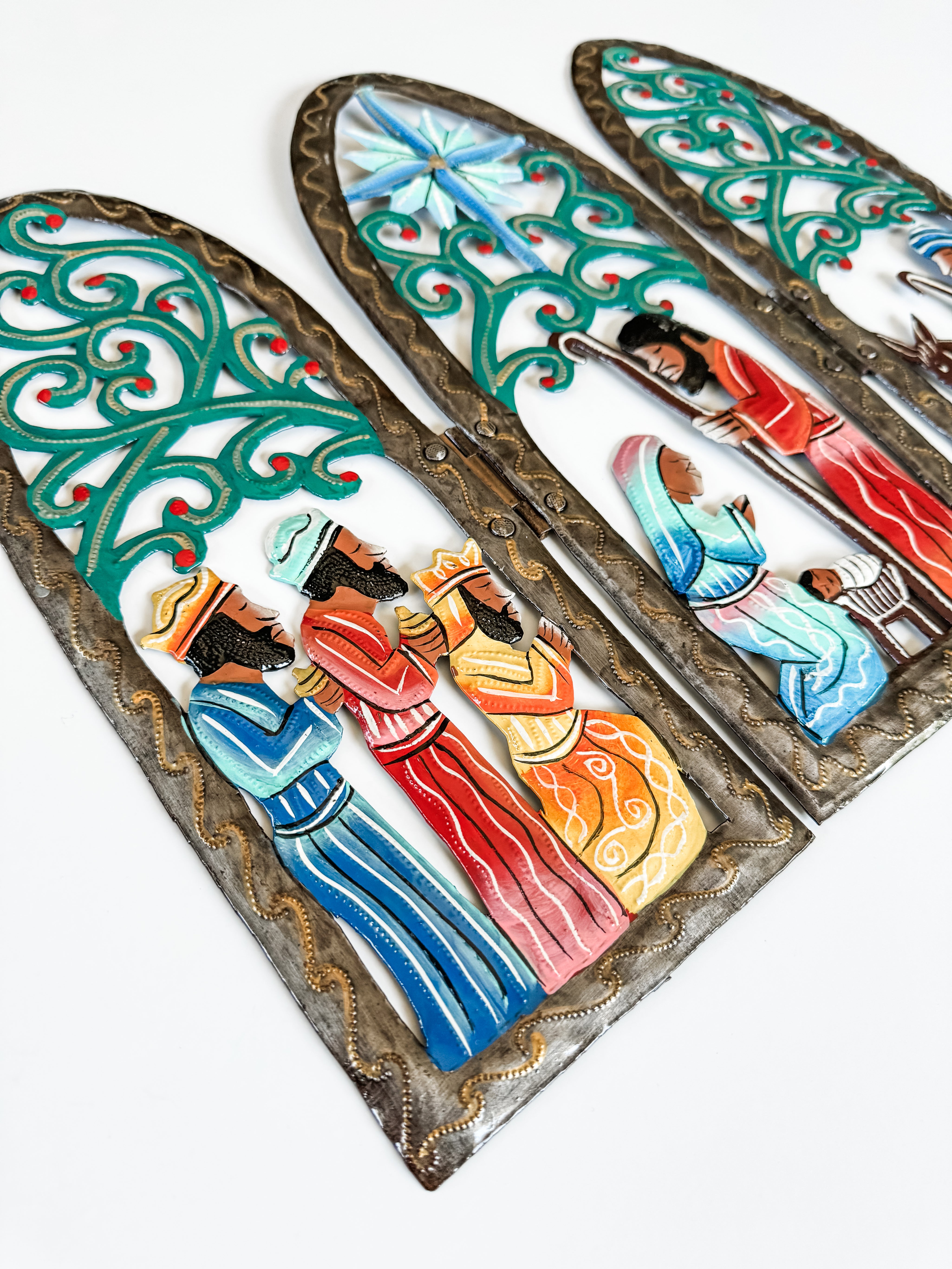 Love's Pure Light Trifold Nativity