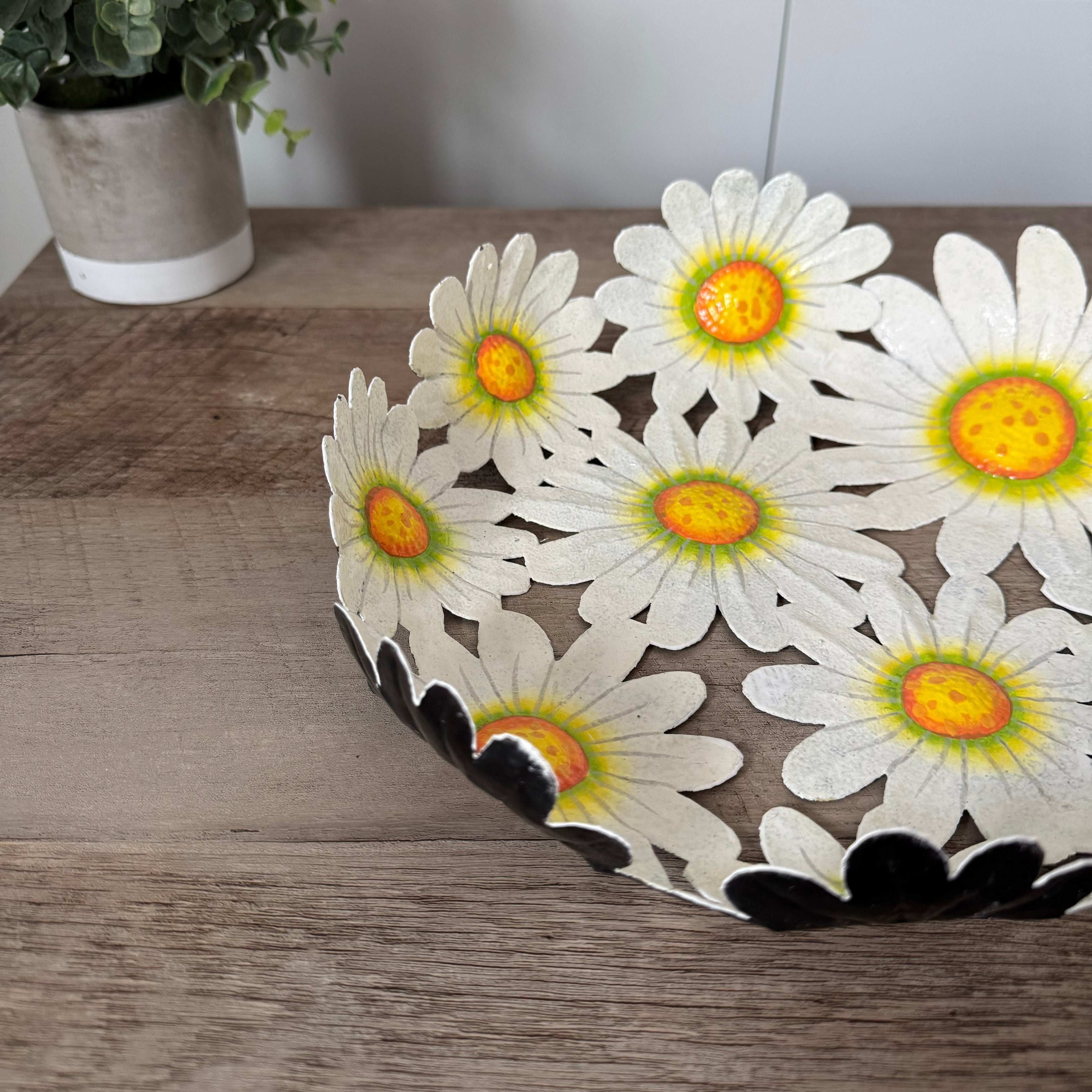 Small Metal Daisy Bowl