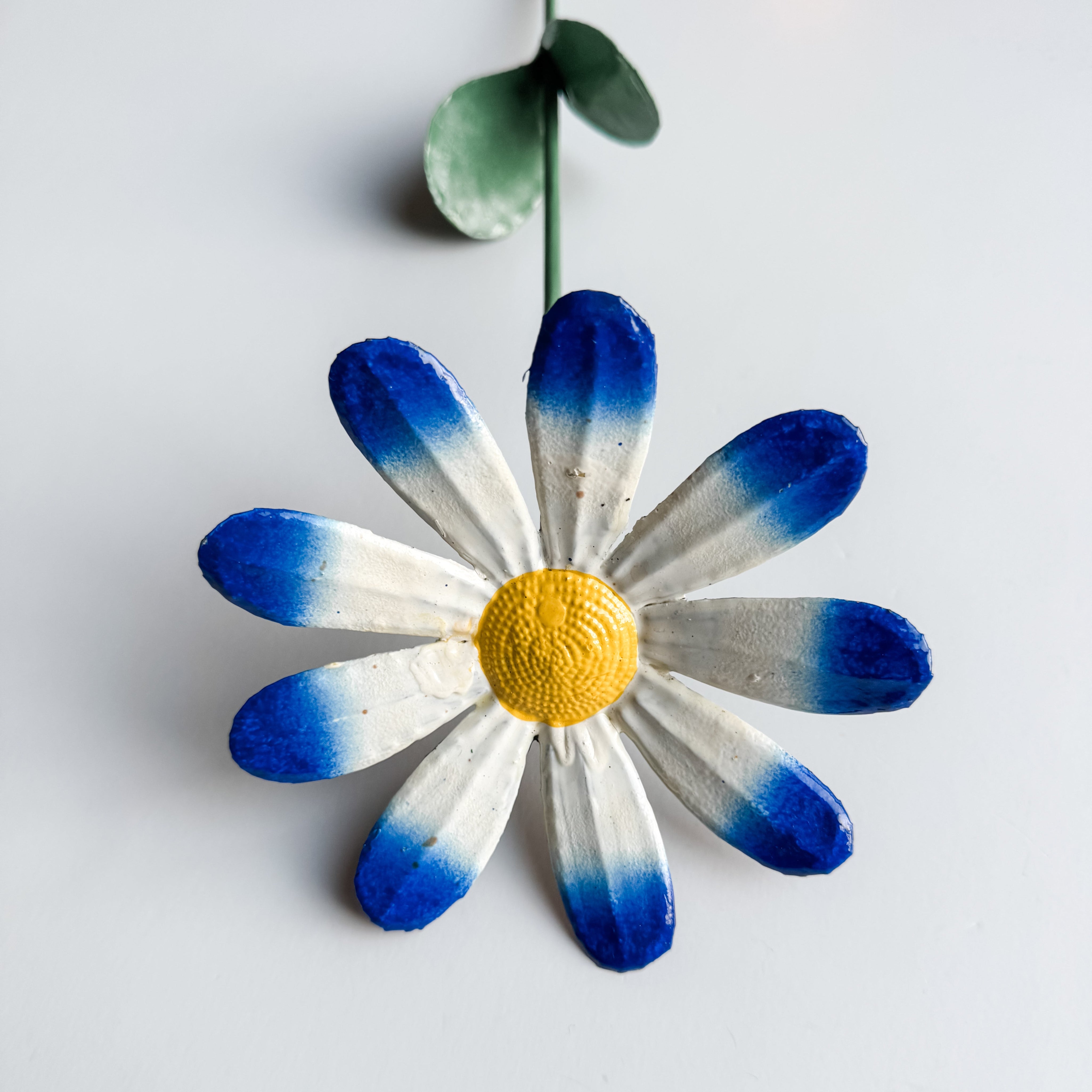 Oil Drum Daisy Plant Stakes