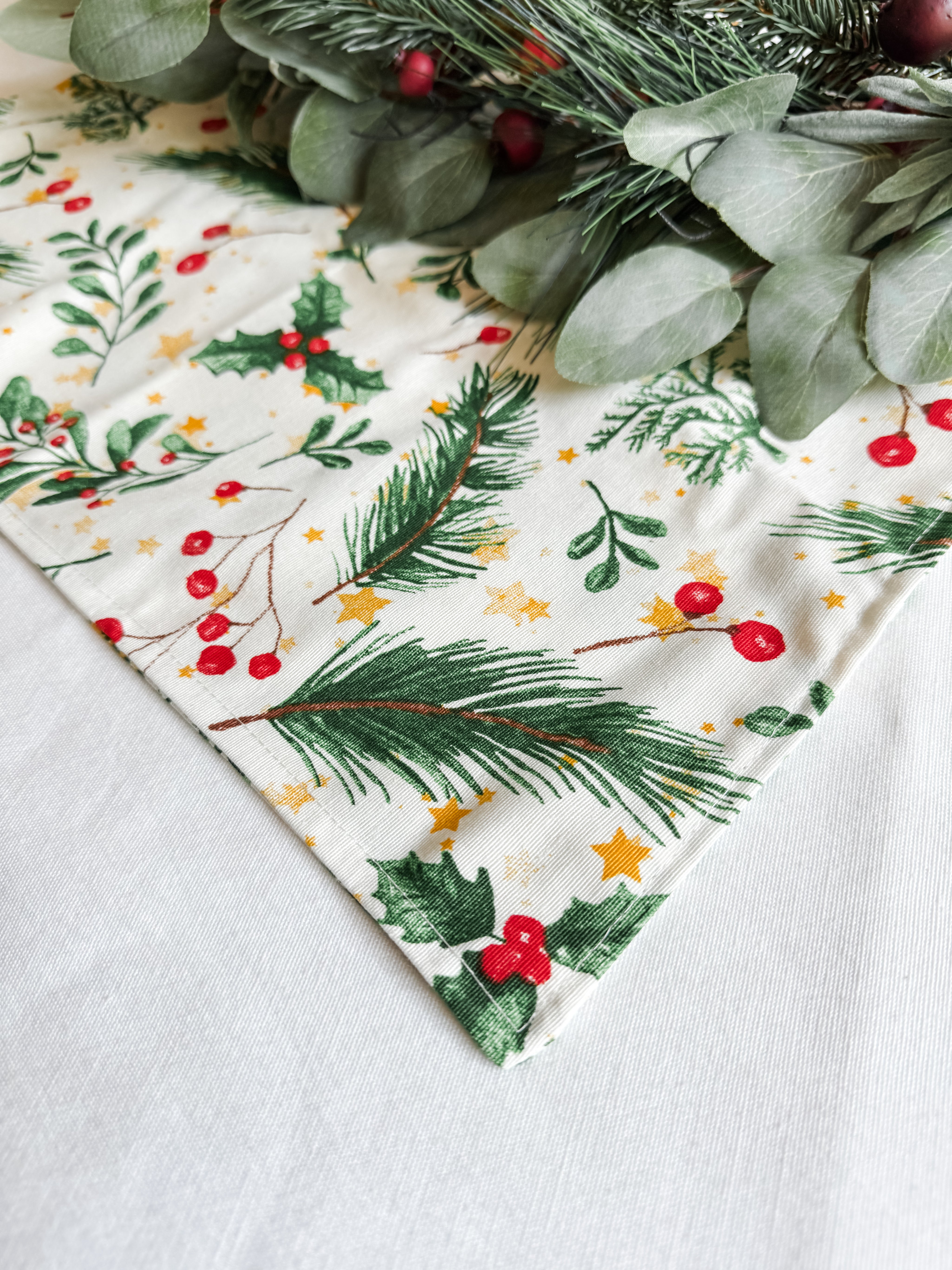 Christmas Greenery Placemat Set