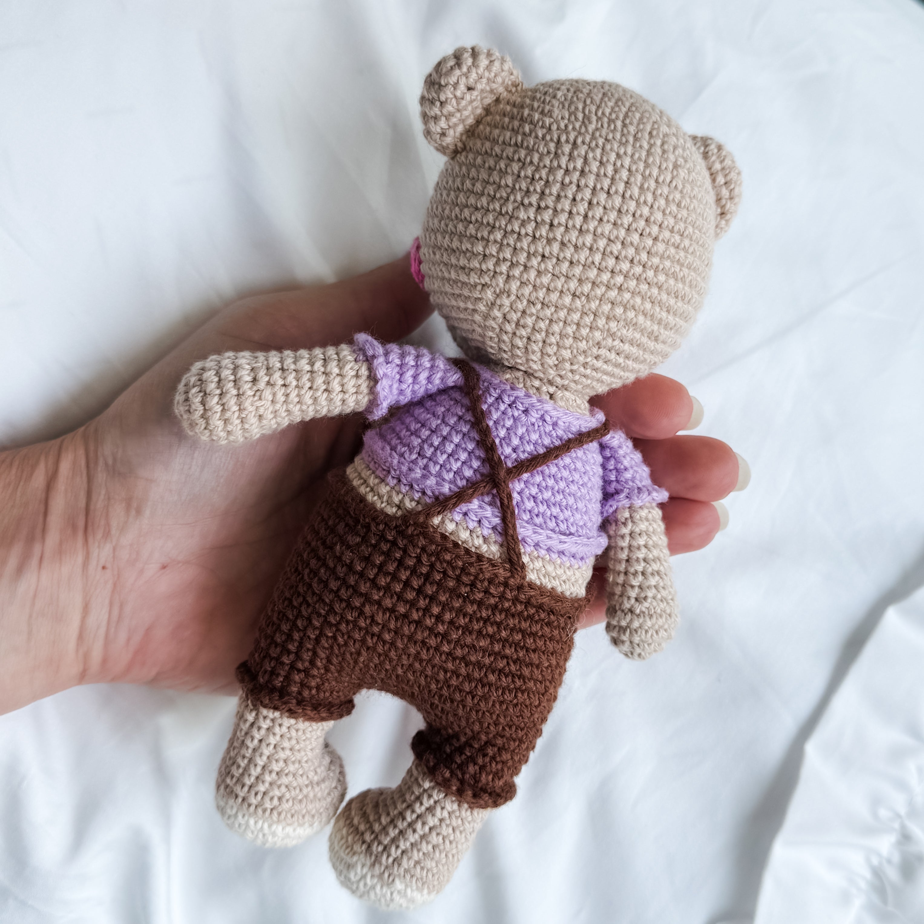 Amigurumi Benny the Bear and Buzzy Bee