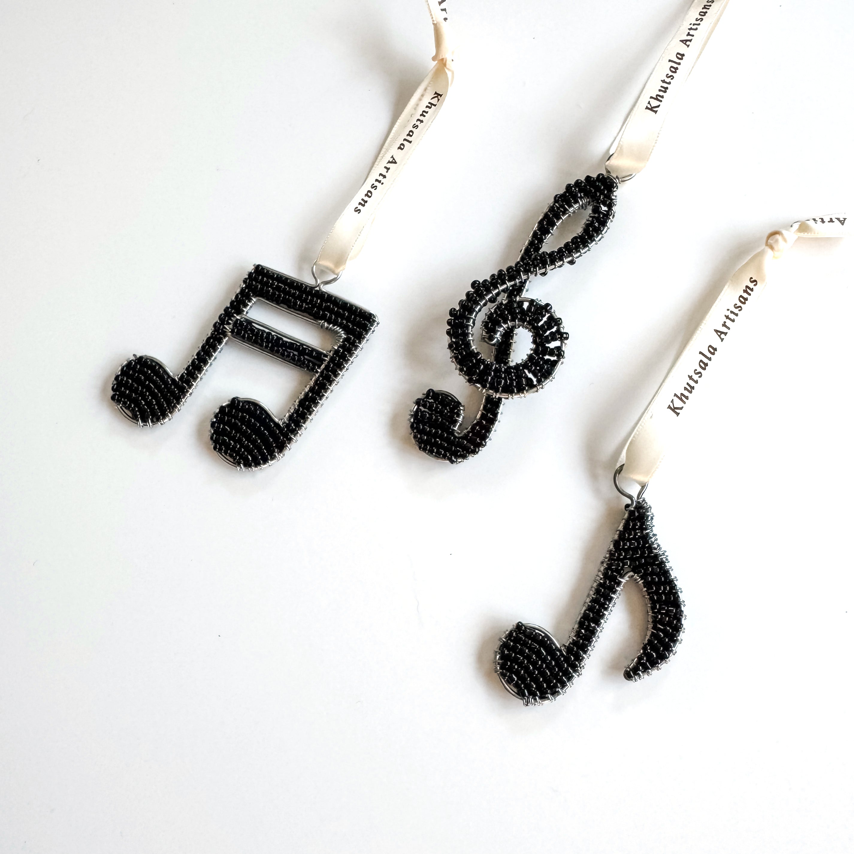 Beaded-Music-Note-Ornament-Set-2.jpg