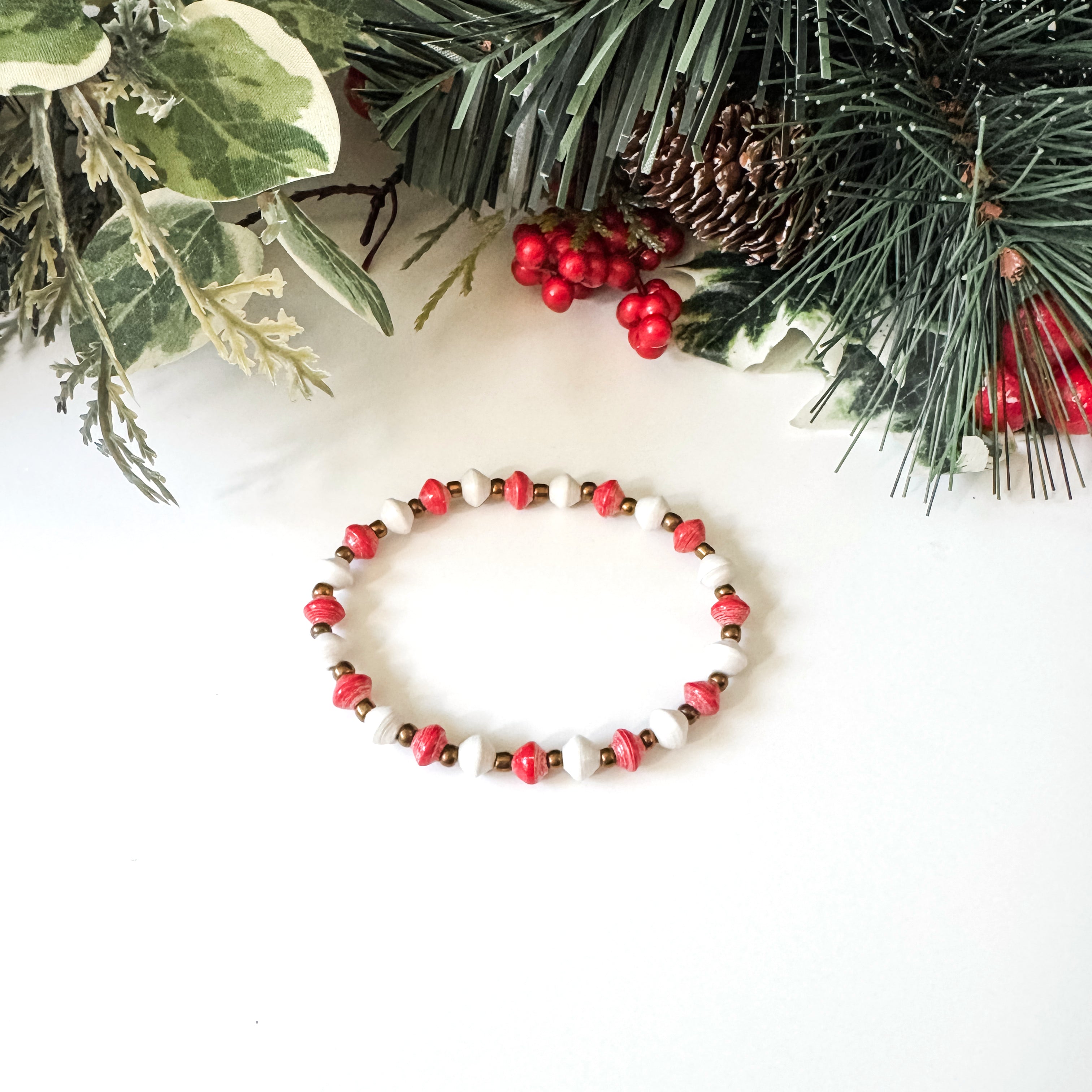 Christmas Paper Bead Bracelet