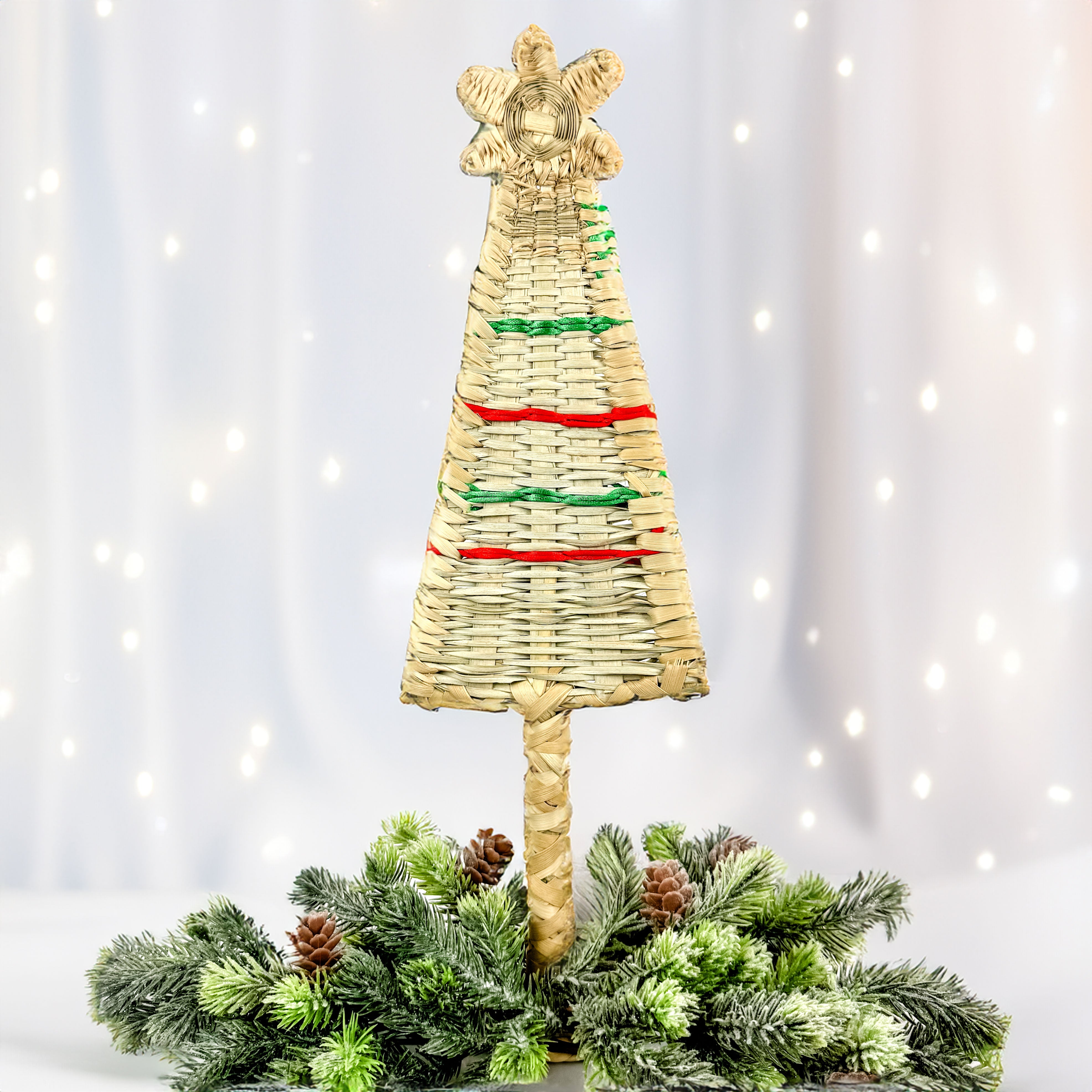 Grass-Woven-Christmas-Tree2.jpg