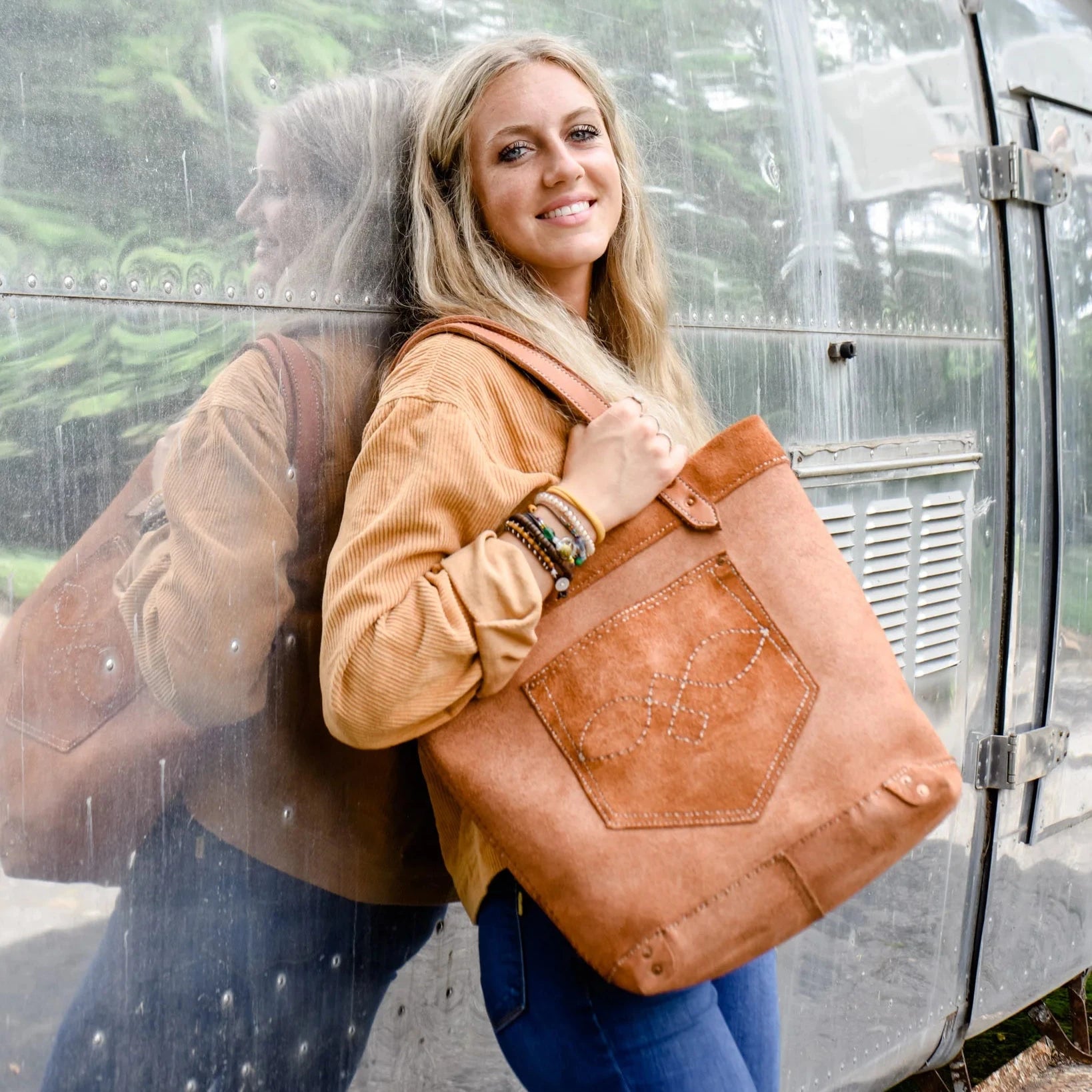 Haiti-Made-Dore-Bag-Blonde-Suede-L-1-08-2021_jpg.webp