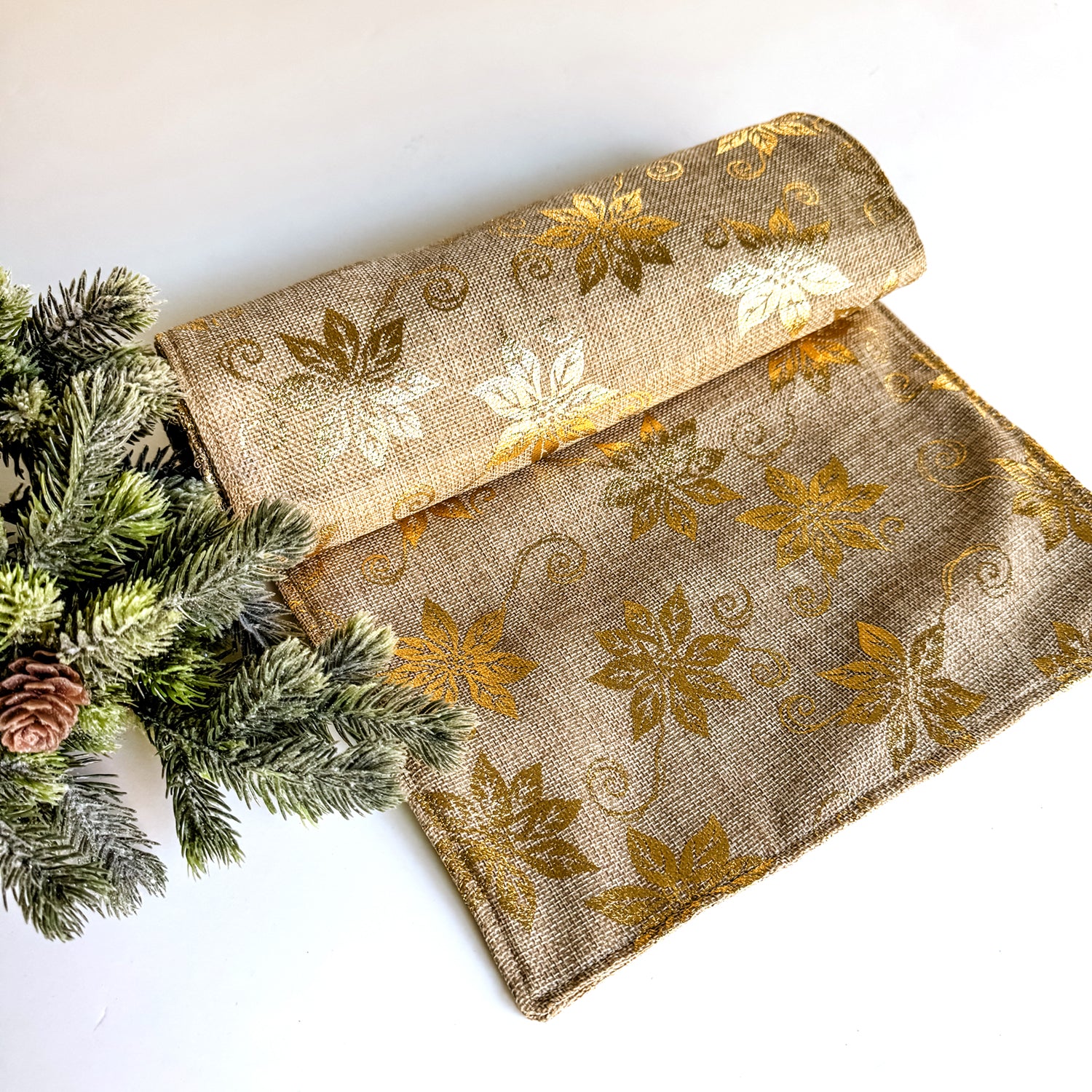 Holiday-Table-Runner2.jpg