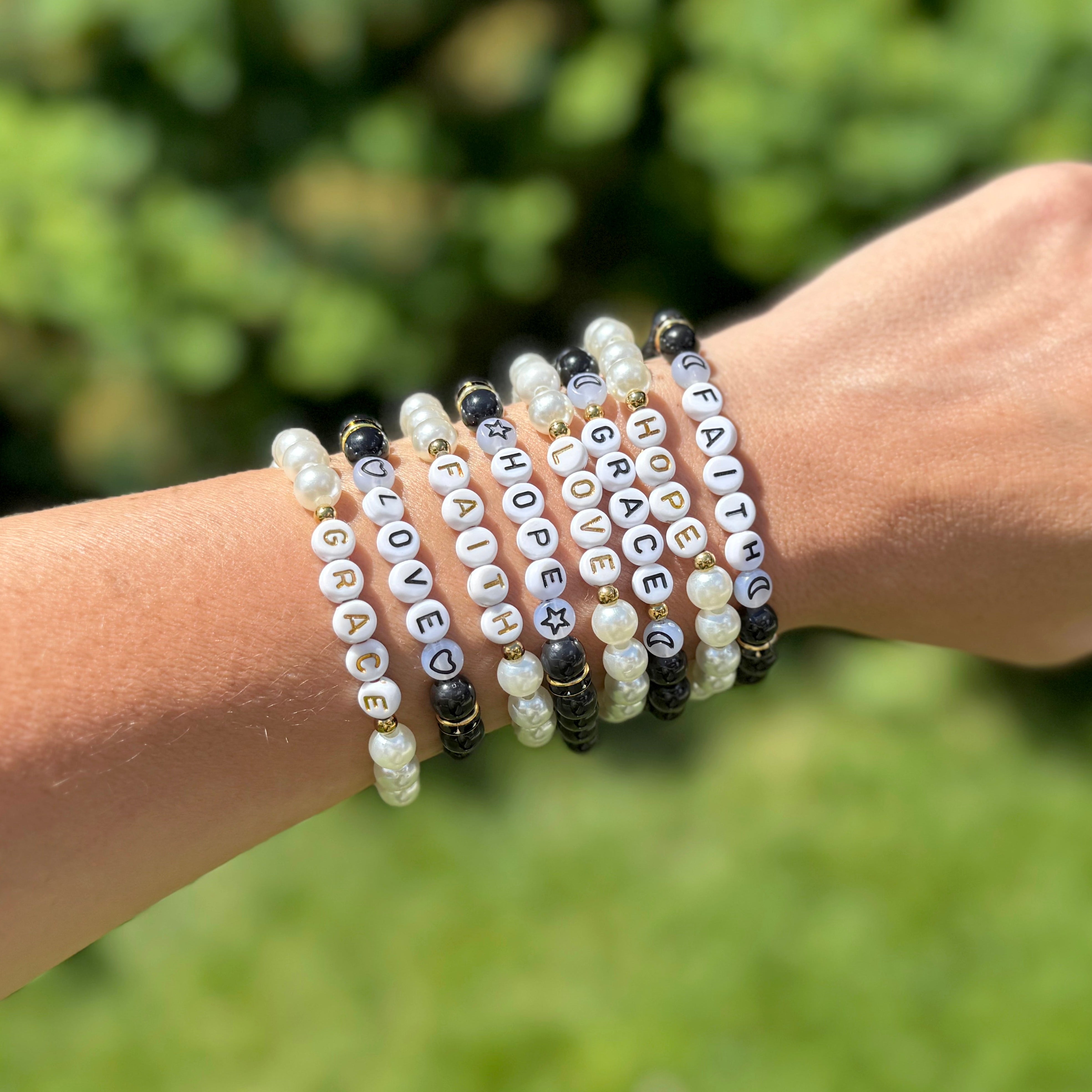 Te Wouj Bracelet – Handmade Beaded Jewelry from Haiti | FMSC