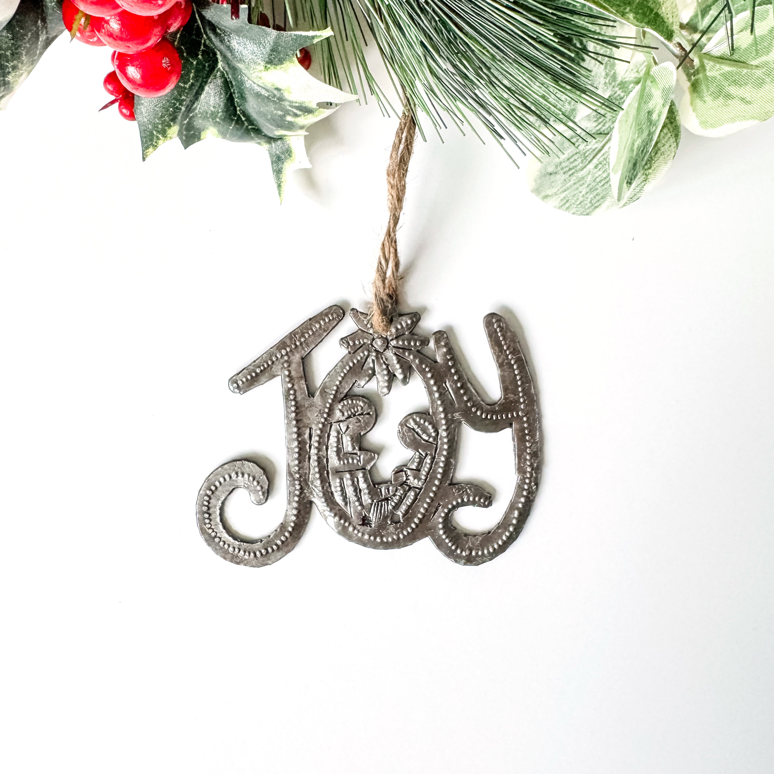 Thevenin-Joy-Nativity-Ornament-1.jpg