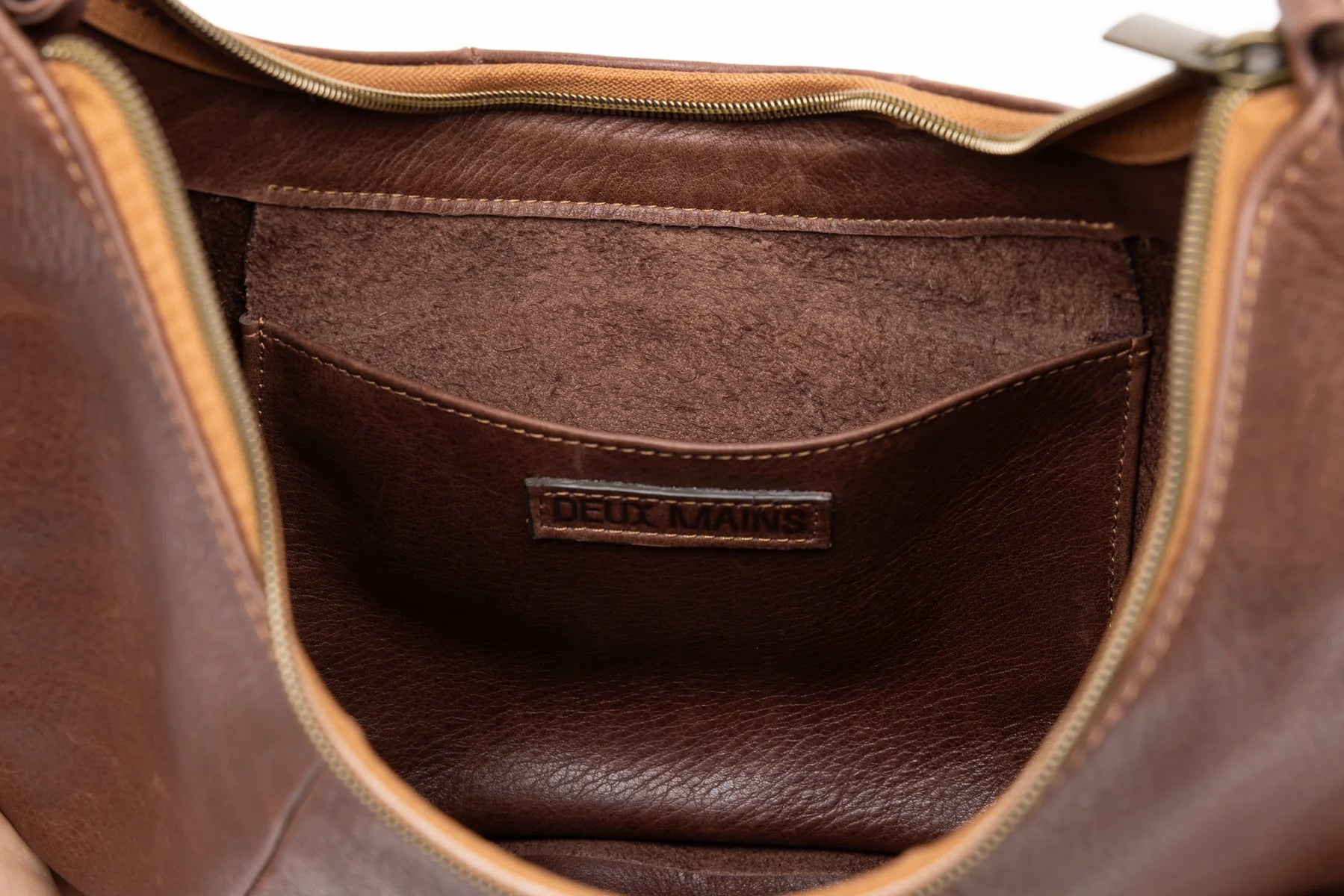 baguette-bag-brown-interior-view_1800x1200_jpg.webp