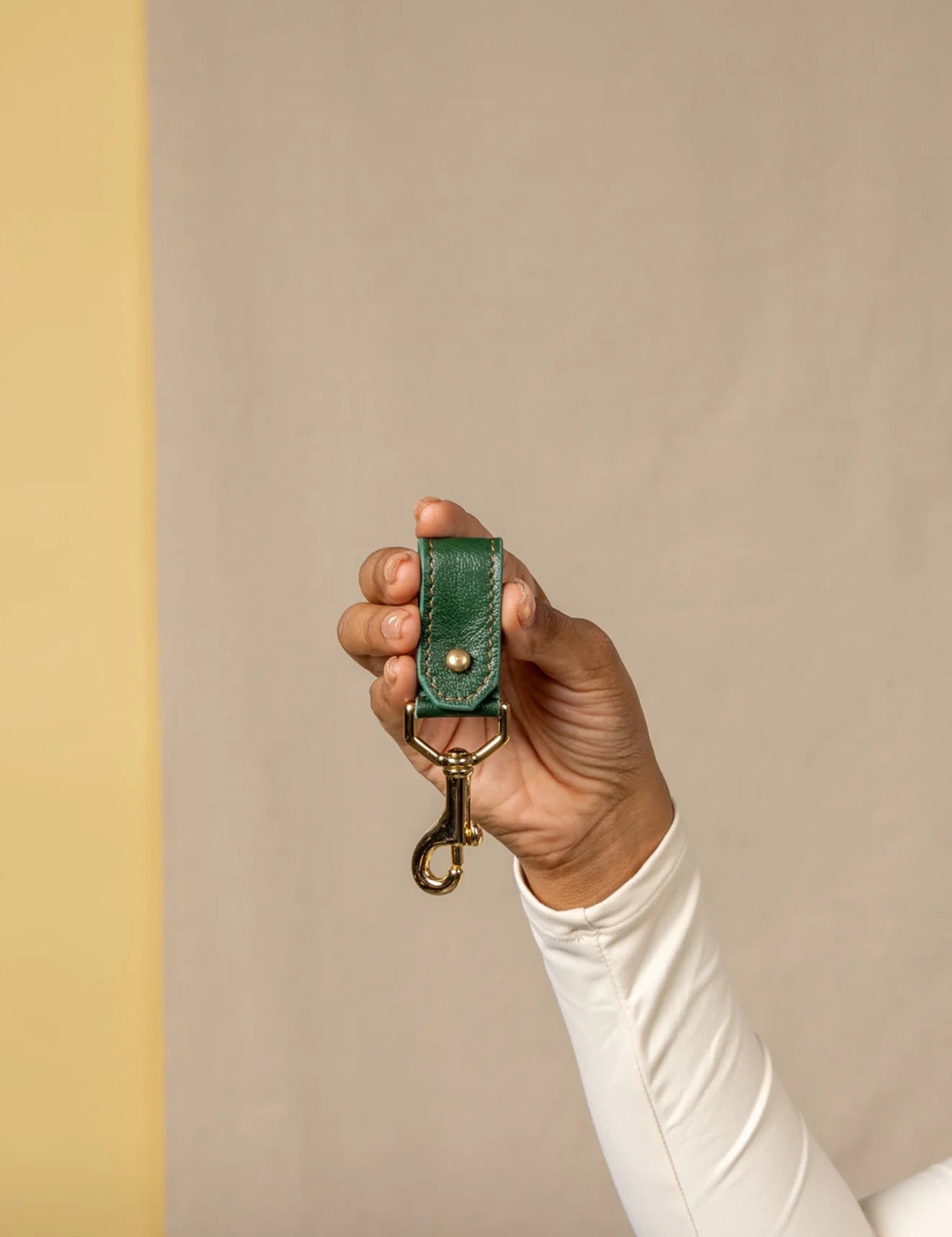 key-chain-green-model-front-view_1323x1800_jpg.webp