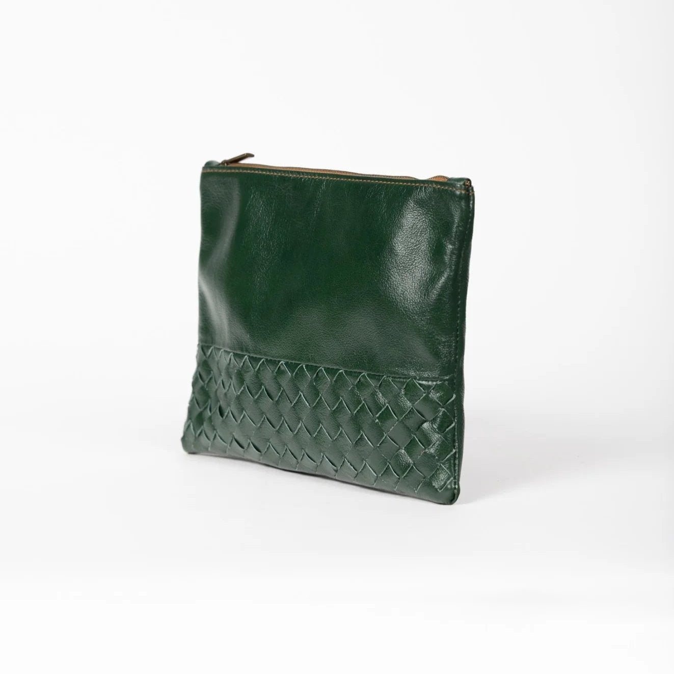 large-pouch-green-side-view_1323x1800_jpg.jpg