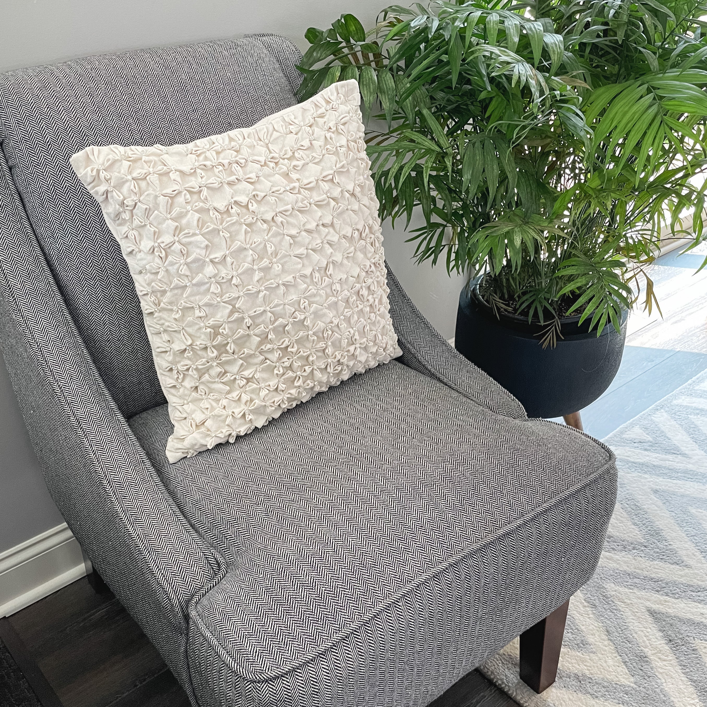 Bead and Tuck Pillow Cover - FMSCMarketplace.org