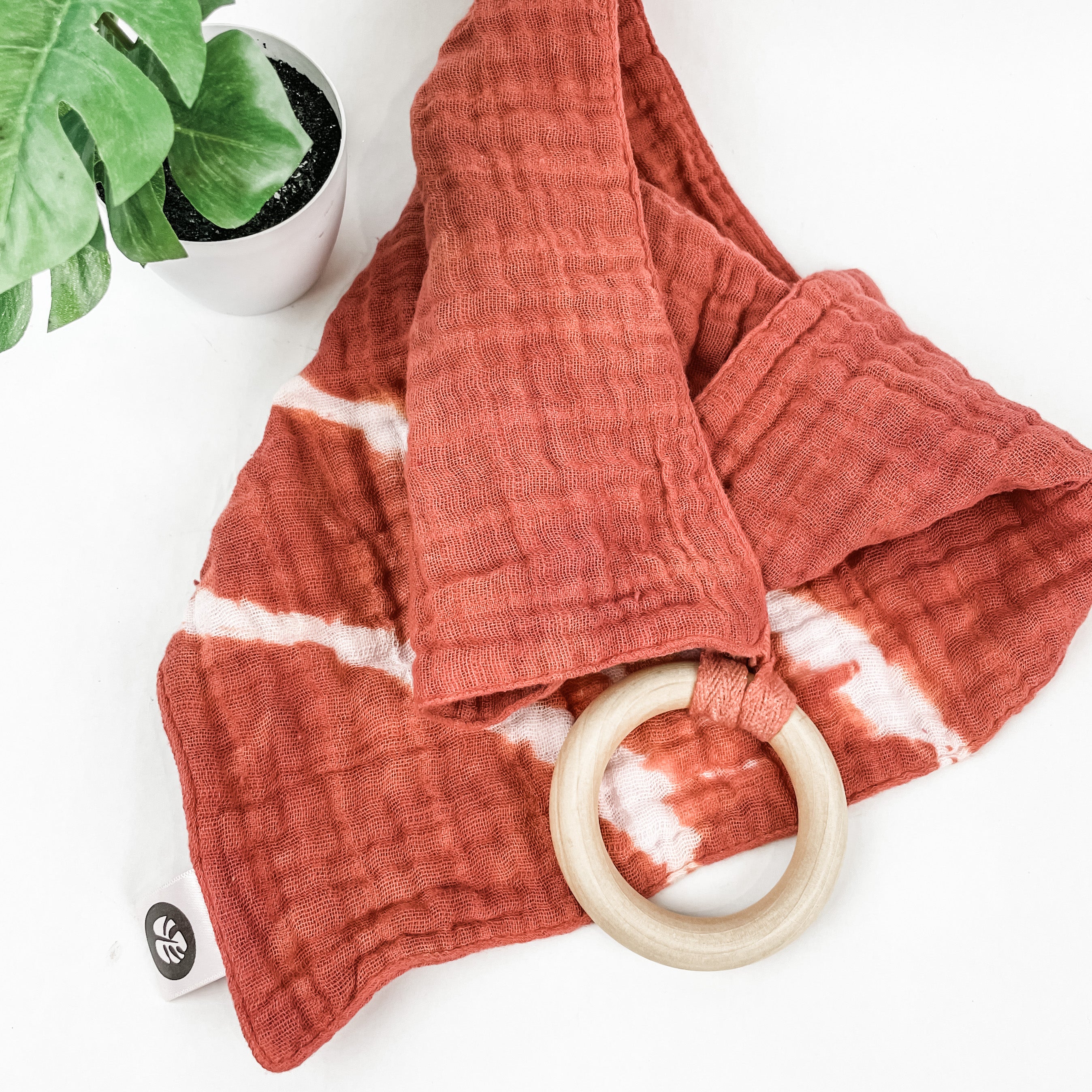 Muslin Lovey + Teether - FMSCMarketplace.org