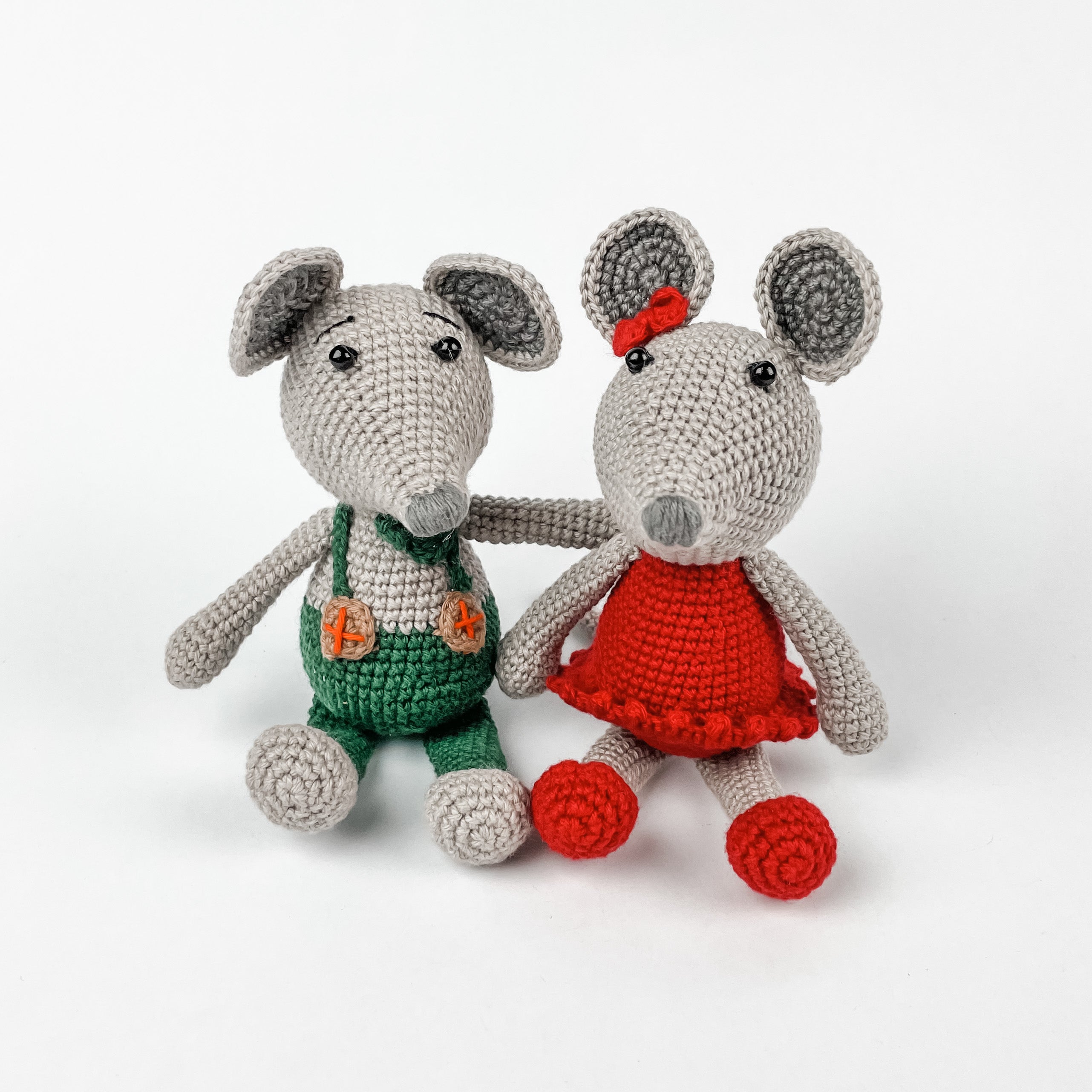 Amigurumi Christmas Mouse - FMSCMarketplace.org
