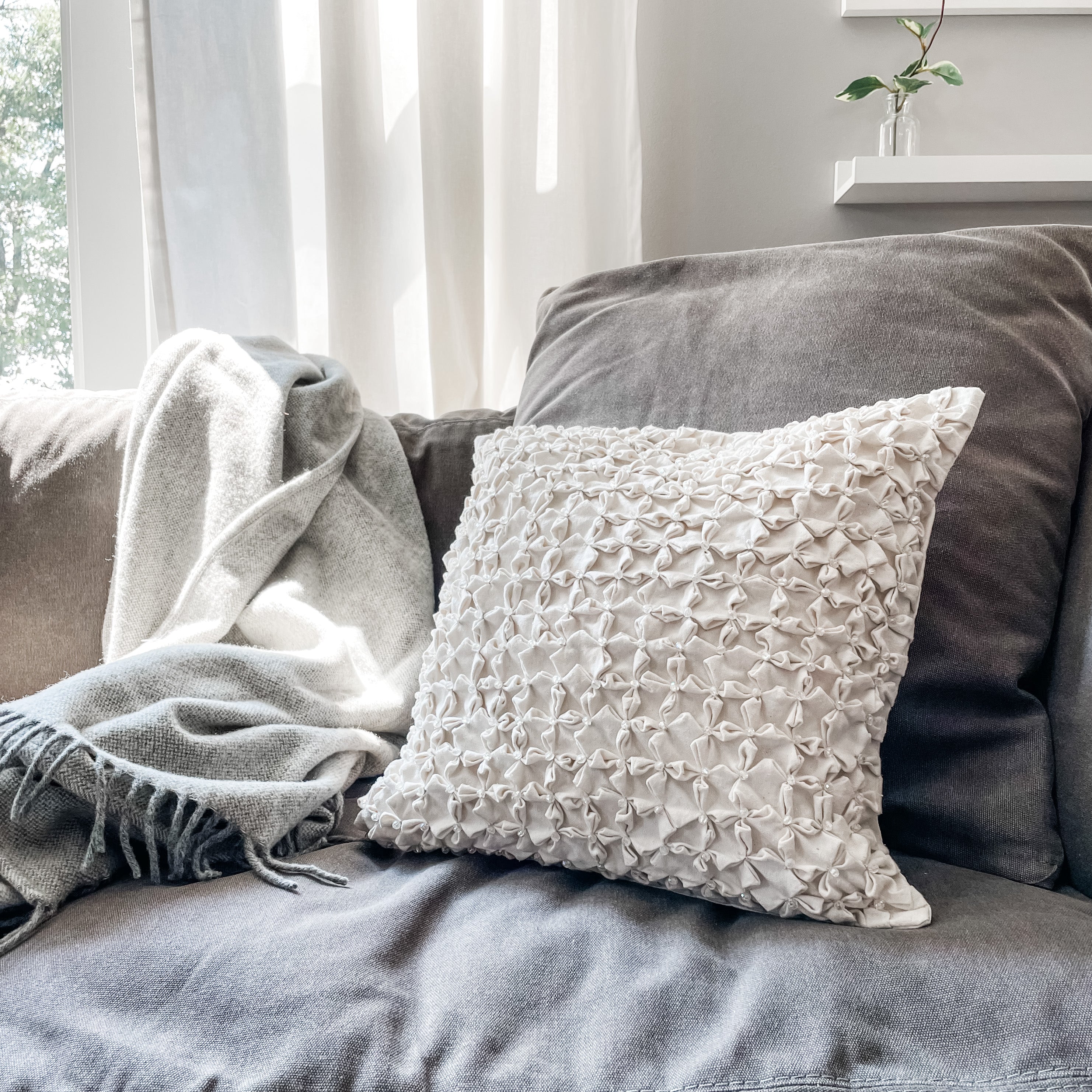 Bead and Tuck Pillow Cover - FMSCMarketplace.org